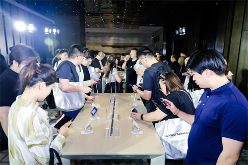 重磅!《原神》登陆鸿蒙5,鸿蒙游戏数量破万款