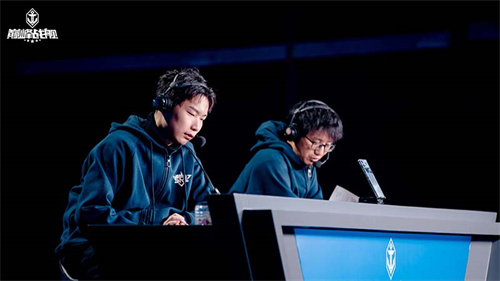 11月22日巅峰战舰秋季赛开战!全新2.0版本首秀,见证八强荣誉角逐