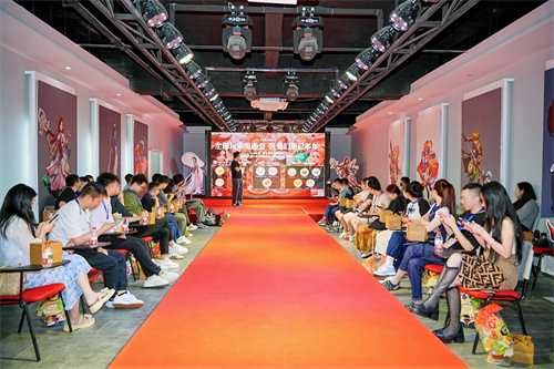 青春不散,幻想如初!腾讯幻想IP20周年全国玩家见面会圆满落幕